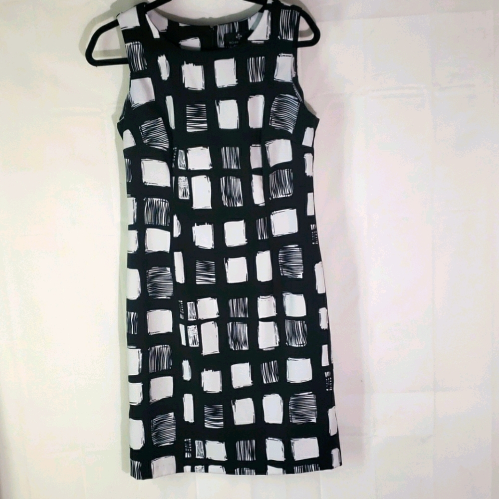 Ronni Nicole black & white sleeveless dress